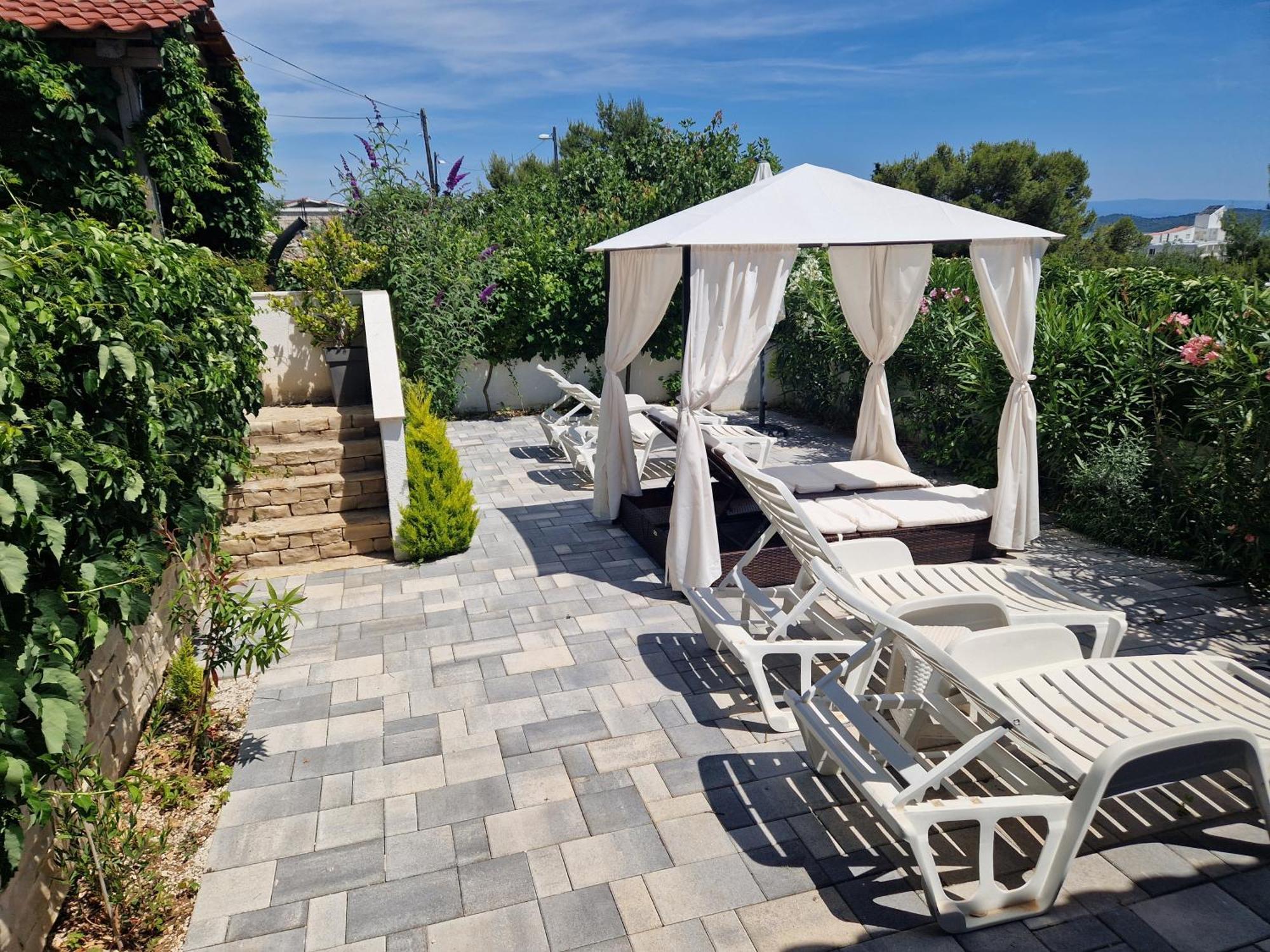 Apartments Vukman Trogir Exterior photo